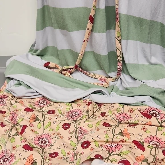 MATILDA Jane Full Length Dress Green Stripe With Floral Hem And Belt Accent Size - Picture 2 of 7